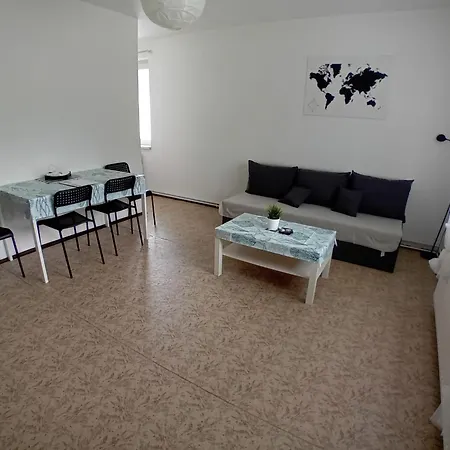 Na Horach Apartment *